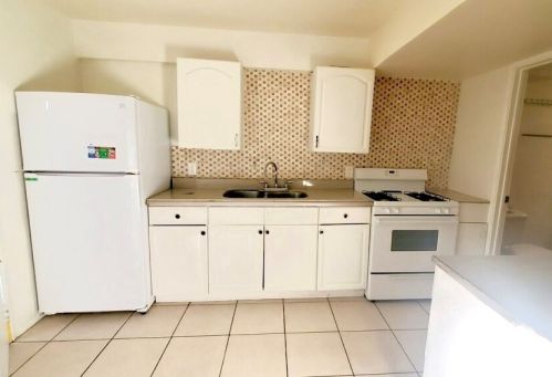 66720 1st St, Desert Hot Springs, CA 92240-3776