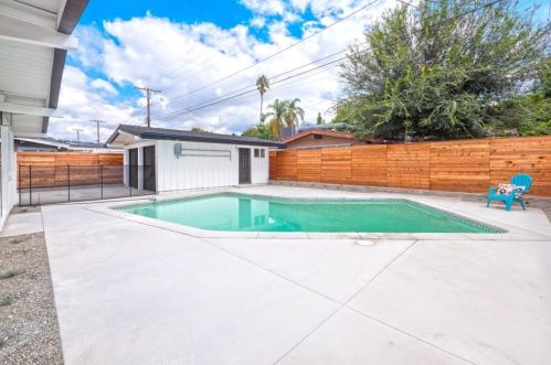 3316 Studebaker Rd, Long Beach CA  90808-4255 exterior