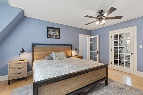 2119 Marion St, Milwaukee WI  53211-2007 exterior