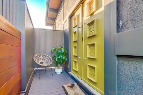 940 Bangor St, San Diego, CA 92106-2908