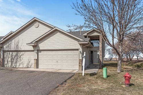 9231 Orchard Ln, Monticello, MN 55362-4713