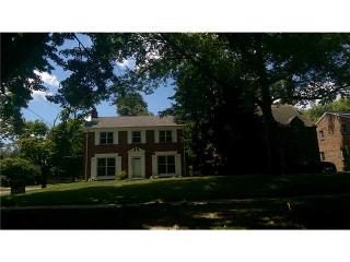 2703 Barrington Dr, Toledo OH  43606-3001 exterior