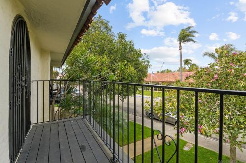 3110 Loma Riviera Dr, San Diego CA 92110-5508 exterior