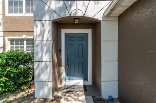 2475 Martins Run, Tavares, FL 32778-5181