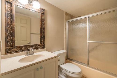 108 Flanders C, Delray Beach FL  33484-5220 exterior