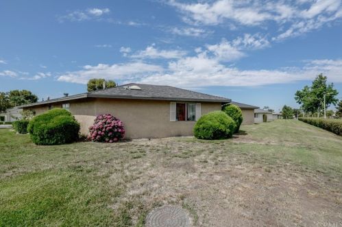 1066 Occidental Cir, Redlands CA  92374-2685 exterior