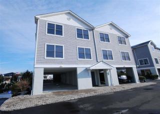 7 Neptune Dr, Somers Point NJ  08244-2575 exterior