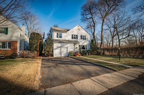 4 Linden Ave, New Rochelle, NY 10803-1006