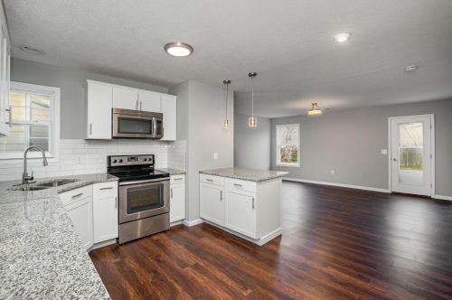 5 Sutton Way, Amelia OH  45102-2365 exterior