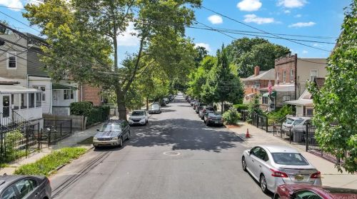 4360 Wilder Ave, Bronx, NY 10466-1824