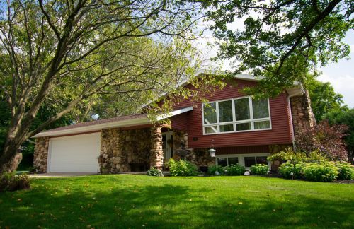 813 Lynn St, Horicon, WI 53032-1110