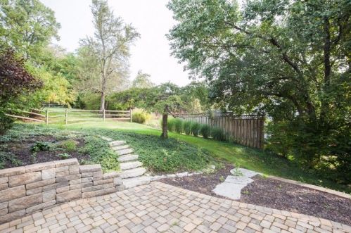 7228 Camargowoods Dr, Cincinnati OH  45243-2208 exterior