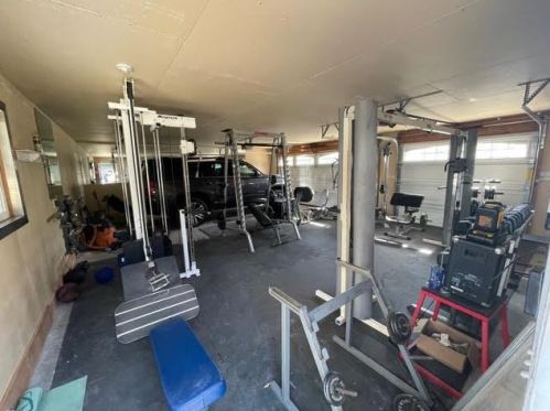 300 Alta Vista Dr, South San Francisco CA  94080-5639 exterior