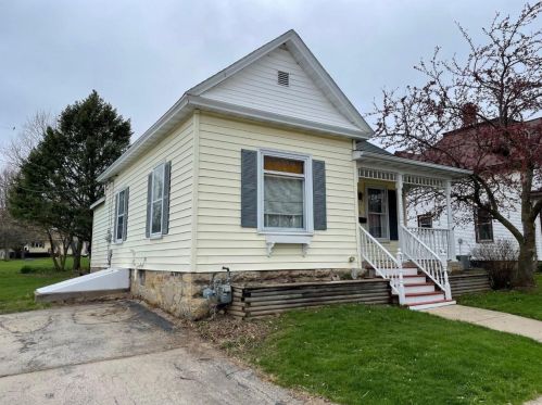 314 Linn St, Dodgeville, WI 53533-1724