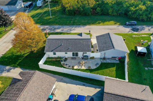 1609 Rose Ave, Fond Du Lac WI  54937-1076 exterior