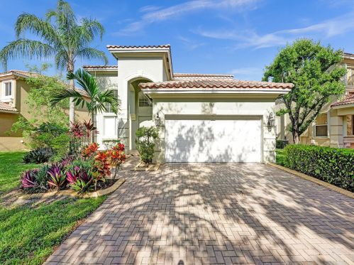 853 Gazetta Way, West Palm Beach, FL 33413-1059