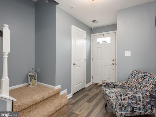 1836 Honeysuckle Ct, Downingtown, PA 19335-7201