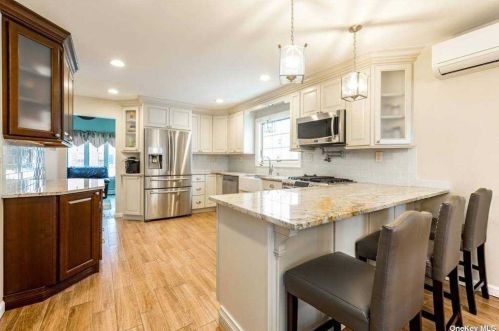 161-12 99th St, Jamaica NY  11414-2811 exterior