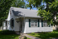 606 10th St, Nevada, IA 50201-2322