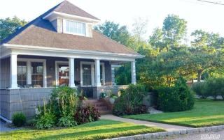 4 Etna Ct, Amityville, NY 11701-3808