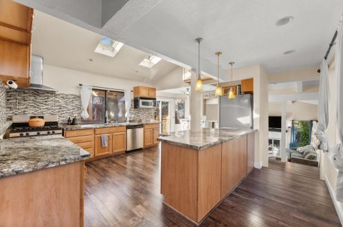 3560 Patterson Way, Folsom CA  95762-4405 exterior