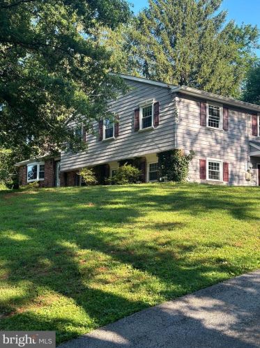 1543 Ashby Rd, Paoli, PA 19301-2011