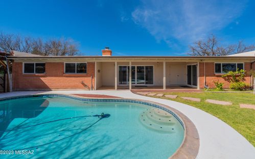 11320 Concho Cir, Tucson, AZ 85749-9331