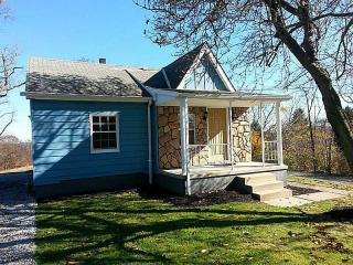 2107 Butler Logan Rd, Tarentum, PA 15084-3806