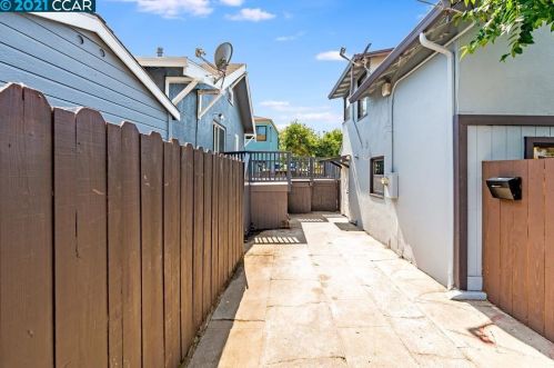 1349 Delaware St, Berkeley CA  94702-1408 exterior