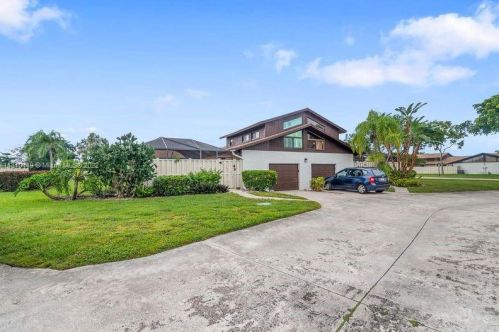 9604 Boca Gardens Pkwy, Boca Raton, FL 33496-3739