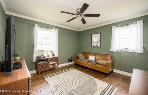 5 Adams Dr, Bricktown NJ 08724-3253 exterior