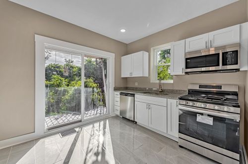 223 Berkley Ave, Pittsburgh PA  15221-4803 exterior