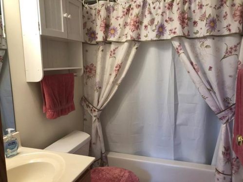 3333 Long Branch Dr, New Castle PA  16105-2929 exterior