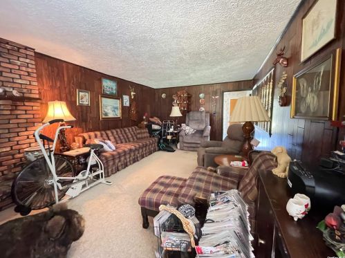 155 Church Rd, Great River NY  11739-3002 exterior