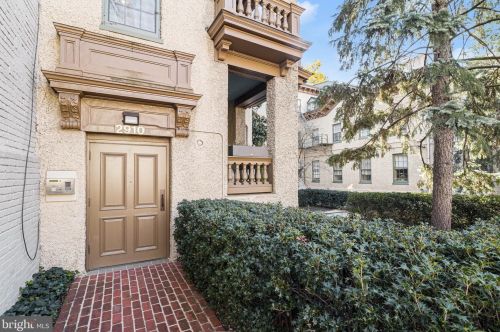 2910 Q St, Washington, DC 20007-3039