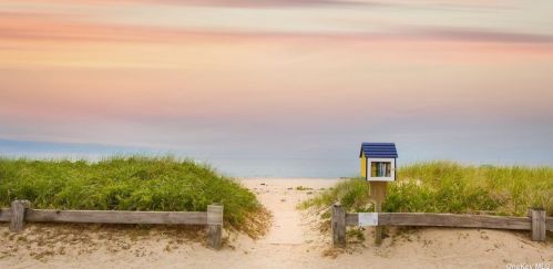 1225 Leeton Dr, Southold NY  11971-2520 exterior