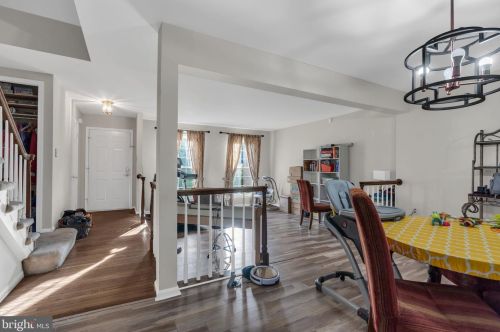 9828 Burke Pond Ln, Springfield VA  22015-2959 exterior