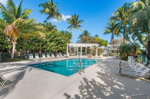 907 Kokomo Key Ln, Delray Beach FL  33483-6030 exterior