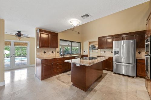 2022 Sunderland Ave, West Palm Beach FL  33414-7715 exterior