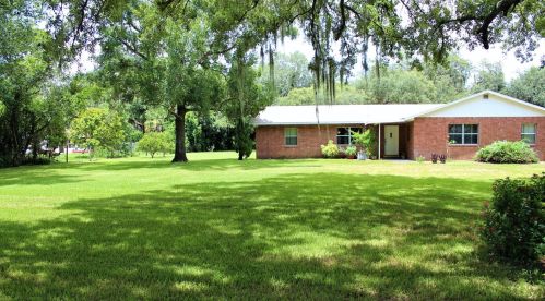 153 Bahia Ct, Winter Haven, FL 33880-1664