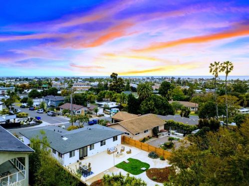 1324 Cynthia Ln, Carlsbad, CA 92008-1507