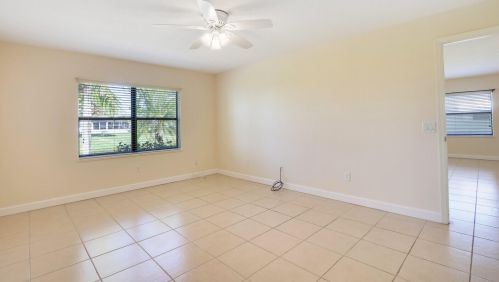 116 Camino Del Rio, Fort Pierce FL  34952-2375 exterior