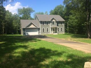 24 Cambridge Ct, Colchester, CT 06415-2066