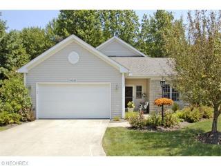 4255 Mallard Cv, Avon, OH 44011-3225
