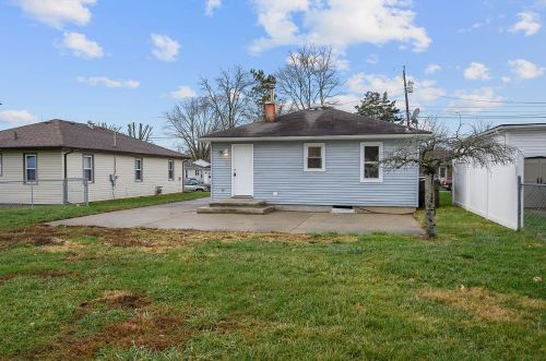 387 Pike St, South Lebanon OH  45065-1351 exterior