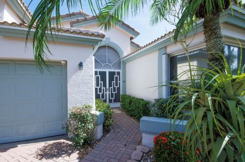 7867 Waterfall Ter, Boynton Beach, FL 33437-3836