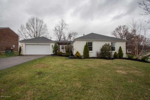 7605 Tempsclair Rd, Louisville, KY 40220-3335