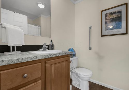 239 Rosie Ave, Pataskala OH  43062 exterior