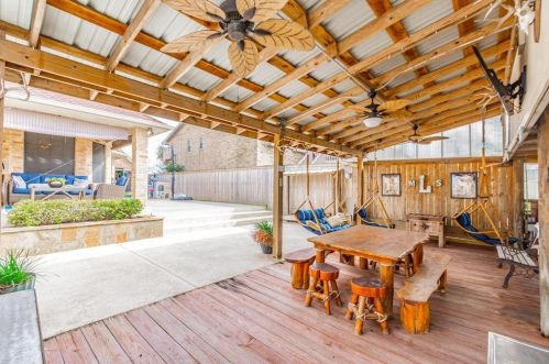 3901 17 St, Texas City TX  77590-4077 exterior