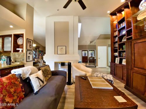 10556 Bella Vis Dr, Scottsdale AZ 85258-5761 exterior